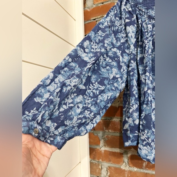 We The Free Floral Blue Women's Top Size M - Picture 9 of 10
